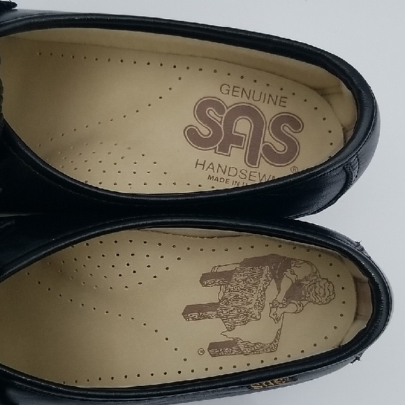 SAS Women\'s Black Genuine Leather Comfort Shoe 6 M main image 4
